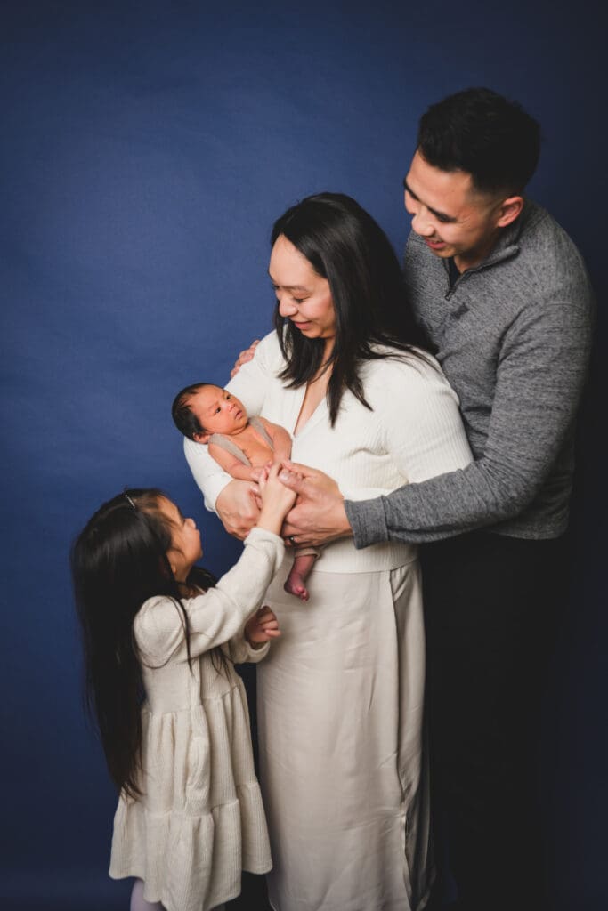 Cozy, relaxed environment for family sessions